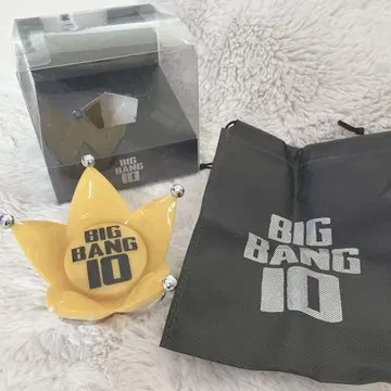 BIGBANG 공식 응원봉 헤드 10주년 기념 하자 있음