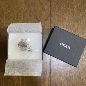 GRAiL 목걸이