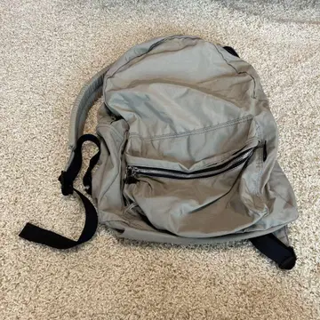 STANDARD SUPPLY 그레이 백팩