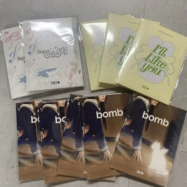 아일릿 위버스 버전 미개봉 마그네틱 체리시 bomb 미개봉 앨범