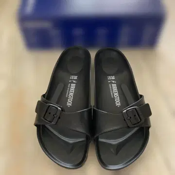 BIRKENSTOCK 샌들 38