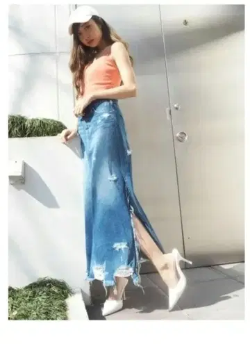 GYDA 사이드 슬릿 데님 롱 스커트 블루