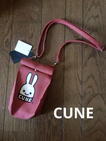 택 포함 새상품 CUNE 큔 쿤루루 파우치 미니 숄더백