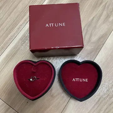 ATTUNE 하트 모양 반지