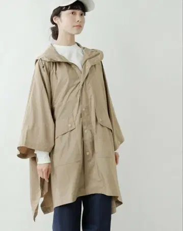 TRADITIONAL WEATHERWEAR 패커블 레인 판초
