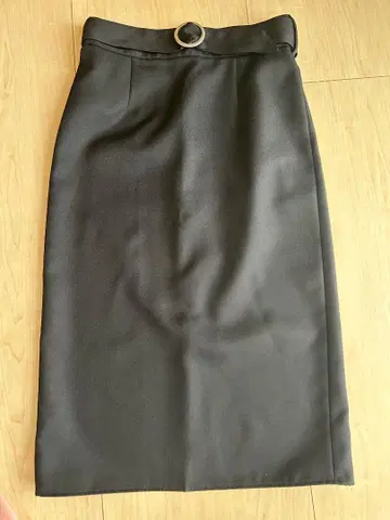 ADAM ET ROPE 블랙 타이트 스커트 M