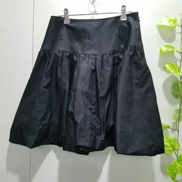 TO BE CHIC 플레어 스커트 블랙 벌룬 실루엣 스커트 40 사이즈