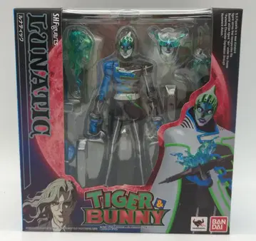 반다이 S.H.Figuarts TIGER&BUNNY 루나틱