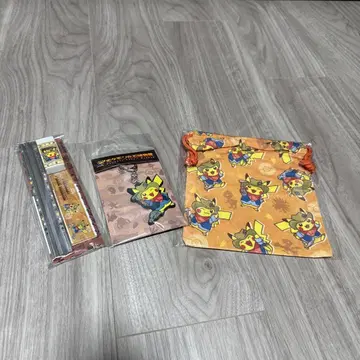포켓몬 화석 박물관 피카츄 키링, 파우치, 연필 세트 새상품