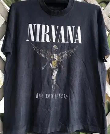 NIRVANA IN UTERO 블랙 티셔츠