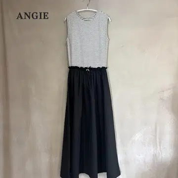 ANGIE 앙제 드로스트 도킹 원피스 보더
