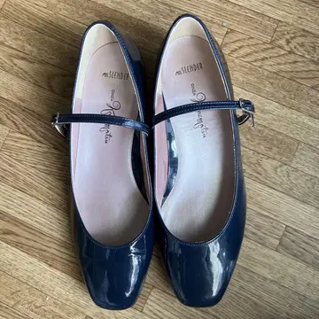 카네마츠 에나멜 로우힐 펌프스 23.5cm 일본제