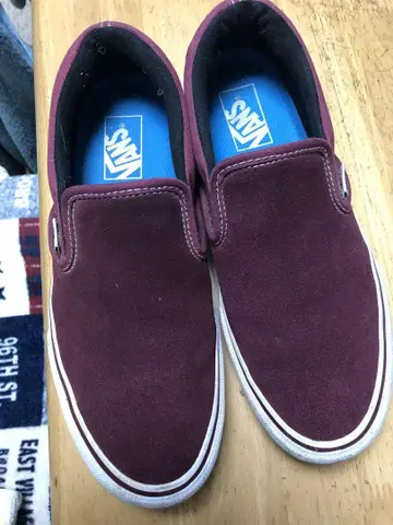 VANS 버건디 스웨이드 슬립온
