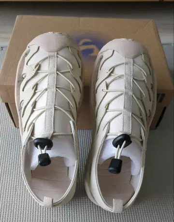 아모지 샌들
