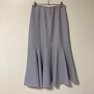 로페 그레이 플레어 스커트