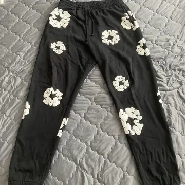 DENIM TEARS 스웨트 팬츠