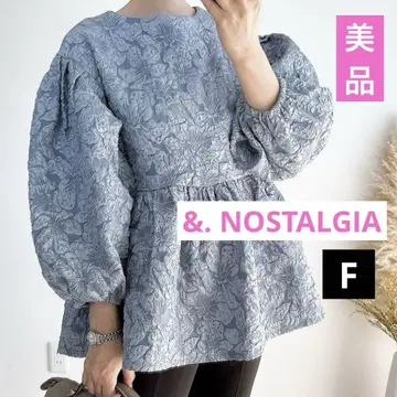 시착만 한 상품 &. NOSTALGIA 노스탤지어 플라워 자카드 블라우스