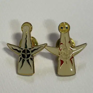 오카모토 타로 태양의 탑 금속제 핀 배지