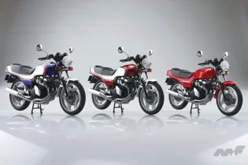 완성품 바이크(CBX400F) 3대 세트
