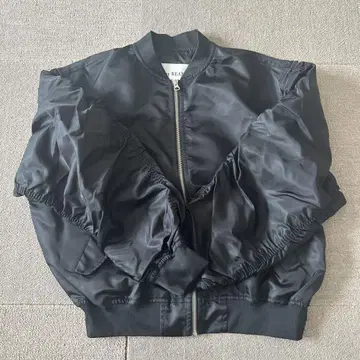Ray 빔즈 블랙 MA-1 자켓