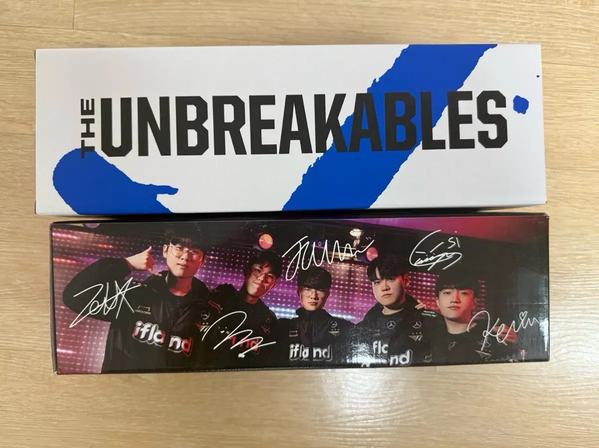 T1, DRX World Championship Limited Edition Mouse Pad (Zeus photocard)