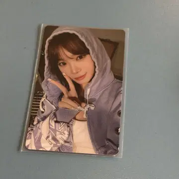 Le Sserafim 체원 라키드로 타워 레코드