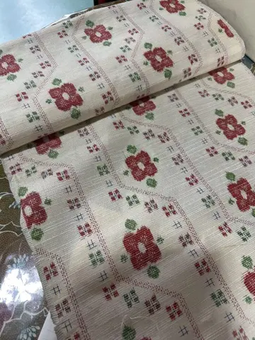 2883 꽃무늬 명주, 명주 기모노, 옷감, 빨간색과 그린