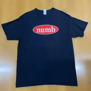 NUMB 블랙 T셔츠 Hardcore