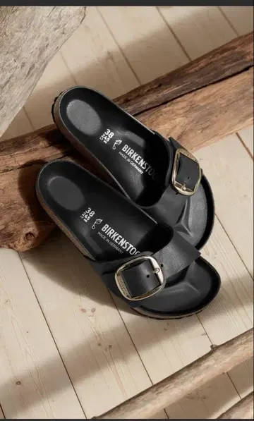 BIRKENSTOCK 블랙 샌들 36