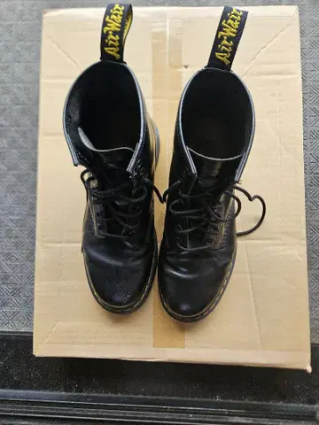 Dr.Martens 닥터마틴 하이컷 부츠 8홀 27
