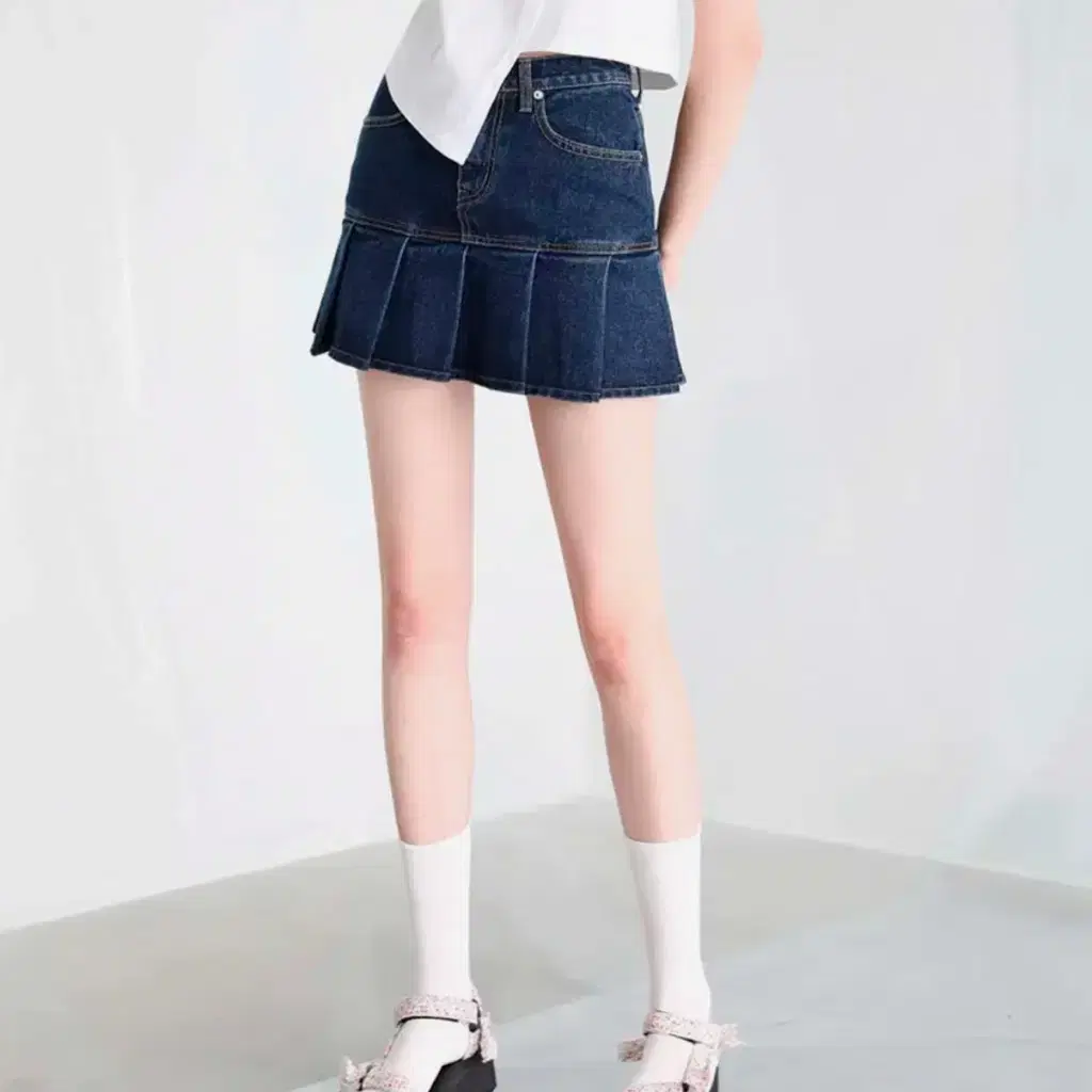 SINOON | 시눈 Sinoon Jacquard Frill Skirt (White) on Bunjang