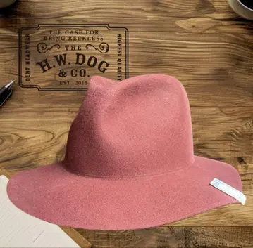 THE H.W.DOG&CO 햇 레드 사이즈 40