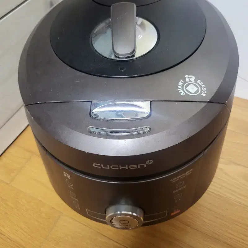 쿠첸 IH압력밥솥 CJH-PAA1020RB