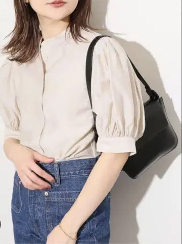 SLOBE IENA 베이지 퍼프 슬리브 셔츠