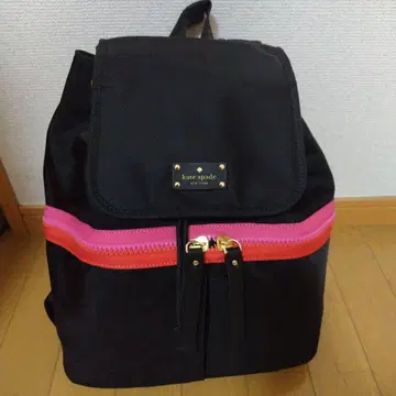 새상품 kate spade 럭색/백팩 블랙/핑크