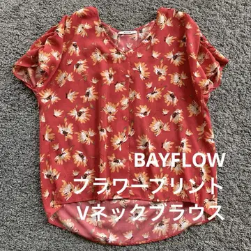 베이플로우 꽃무늬 V넥 빨간색 시어 반팔 블라우스 M BAYFLOW