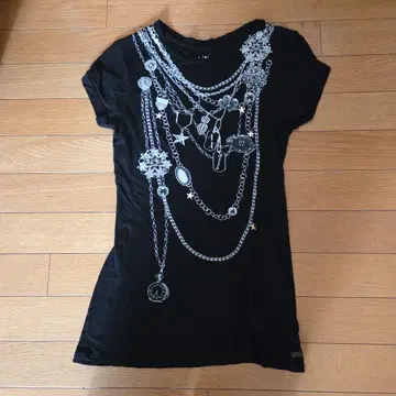 Armani Exchange 목걸이 프린트 티셔츠