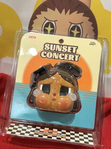 POPMART CRYBABY Sunset Concert 이어폰 케이스
