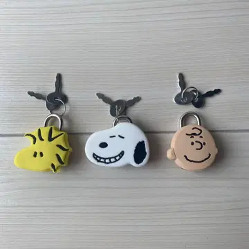 스누피 SNOOPY 열쇠 키링 키체인 찰리 브라운