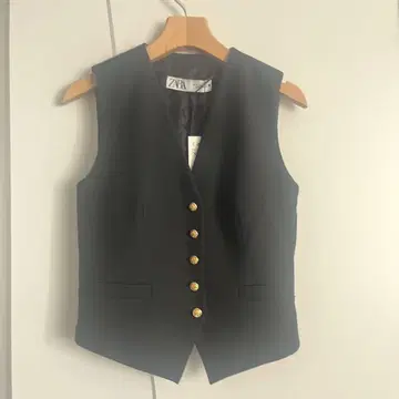 Zara 베스트 블랙 XS 택 포함