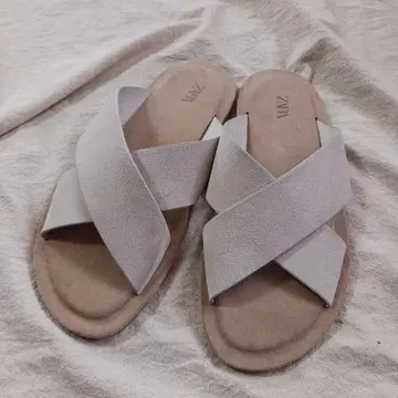 남성용 샌들 자라 26.5cm 상당 42