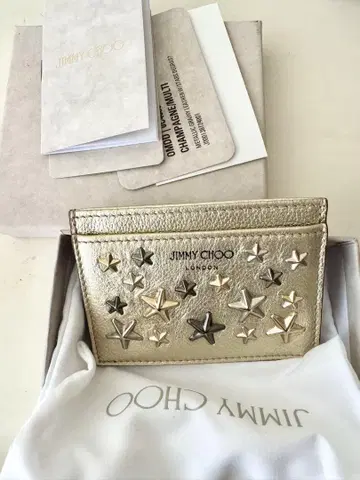JIMMY CHOO 골드 스타 스터드 카드 케이스