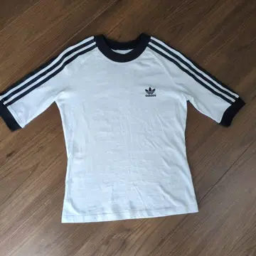 아디다스 adidas 반팔 티셔츠 S