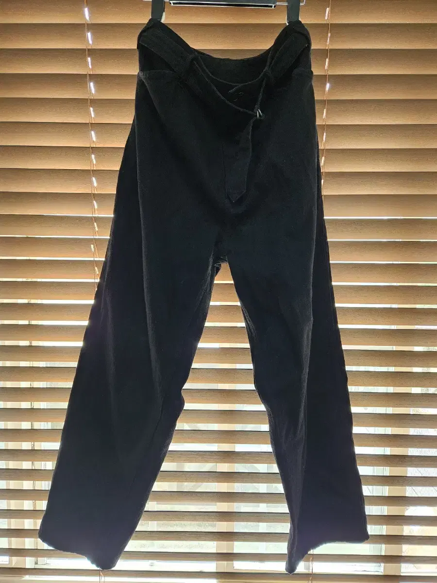 Comoli Belted Denim Black Size 2 W03-03001