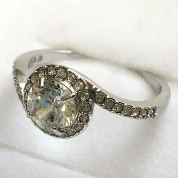 스와로브스키 반지 SWAROVSKI