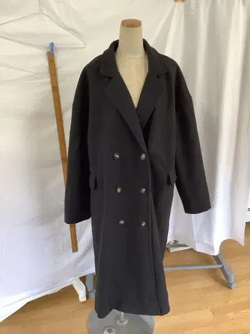 블랙 더블 브레스트 롱 코트