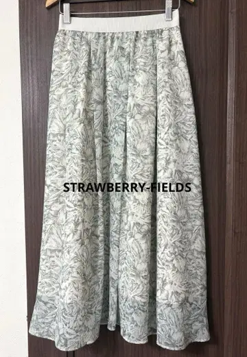 STRAWBERRY-FIELDS 스트로베리 필드 꽃무늬 스커트