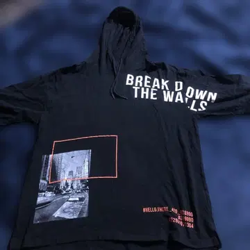 BREAK DOWN THE WALLS 후드티