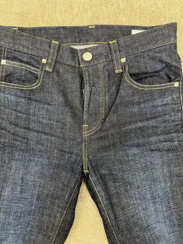 레드카드 TL58895 28인치 투모로우랜드