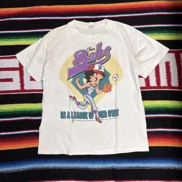 The Babe T셔츠 1993년 디자인